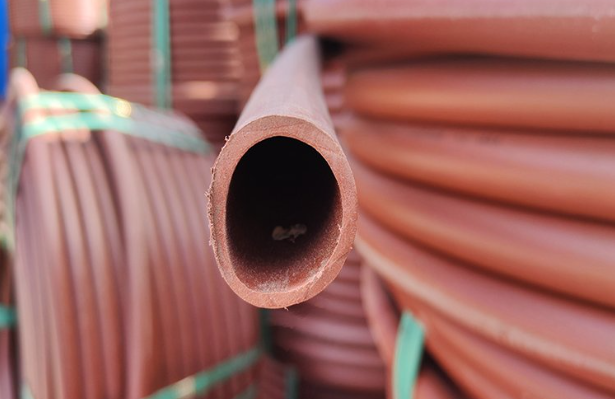 峪泉镇电力行业使用的RPE阻燃穿线管有哪些标准？